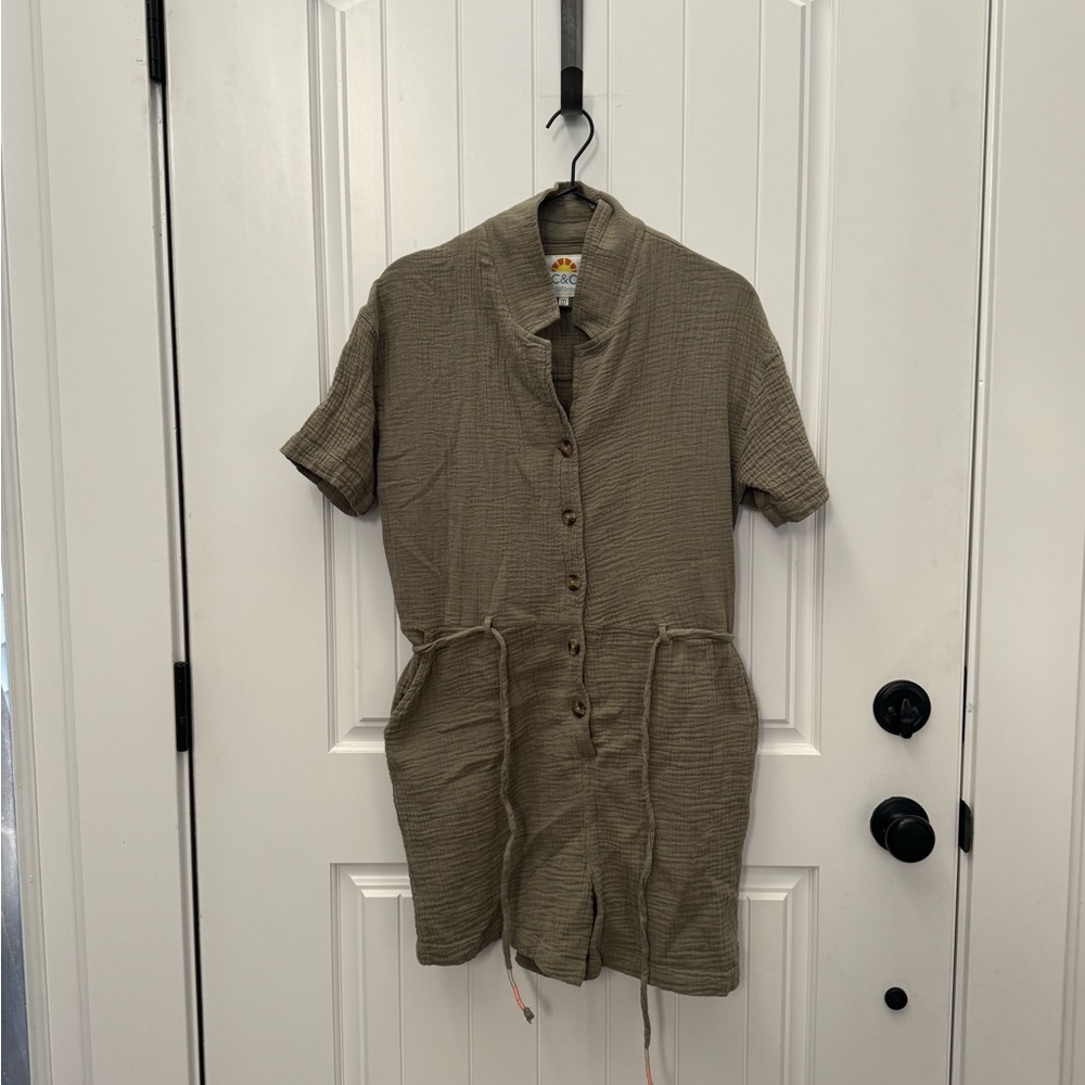 Olive Green Button-Up Romper (Medium)